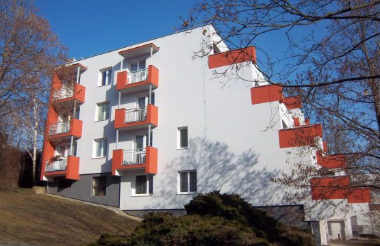 Revitalizace bytového domu Bohuslava Marinů 26, Brno