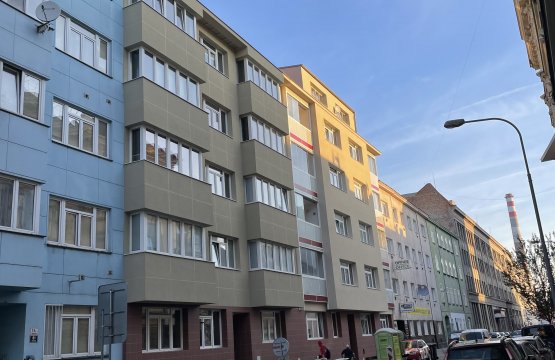 Revitalizace bytového domu Špitálka 18, 18a, Brno
